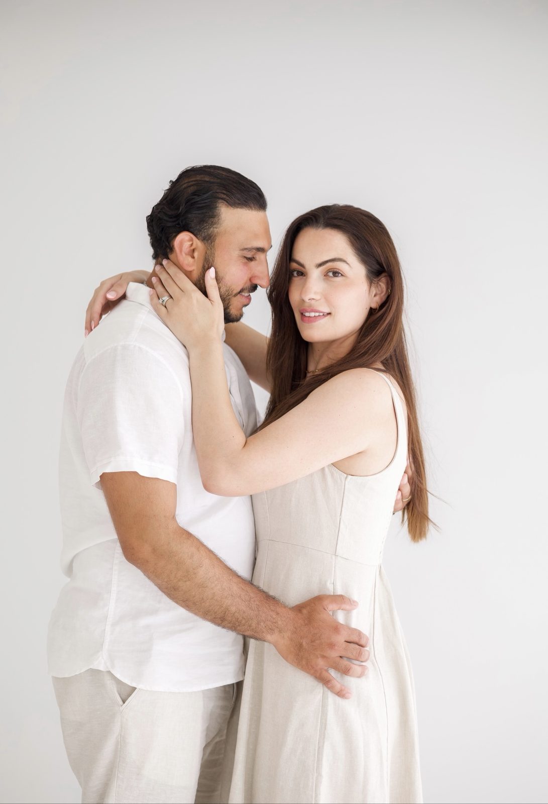 Couple portrait photographed by Kamar photography