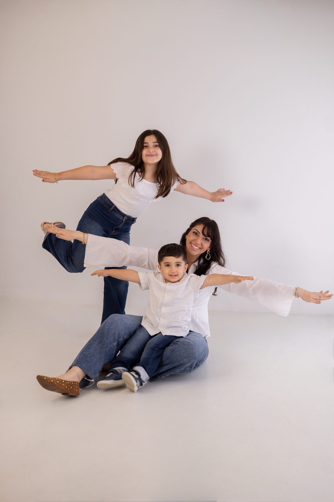 Family portrait photographed by Kamar photography