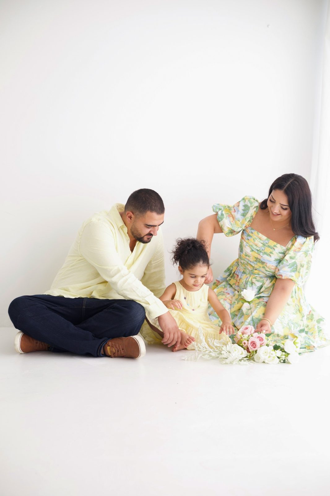 Family portrait photographed by Kamar photography
