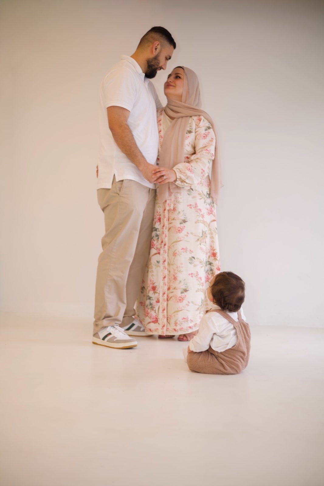 Family portrait photographed by Kamar photography