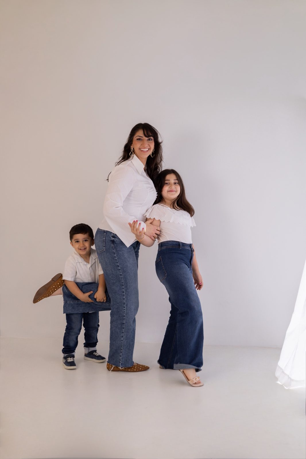 Family portrait photographed by Kamar photography