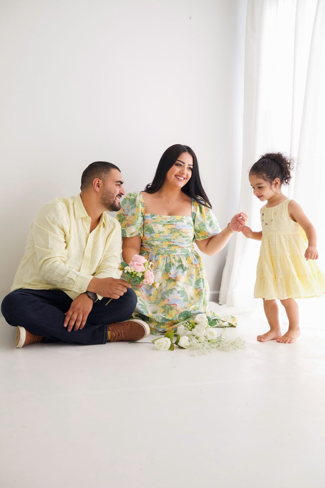 Family portrait photographed by Kamar photography
