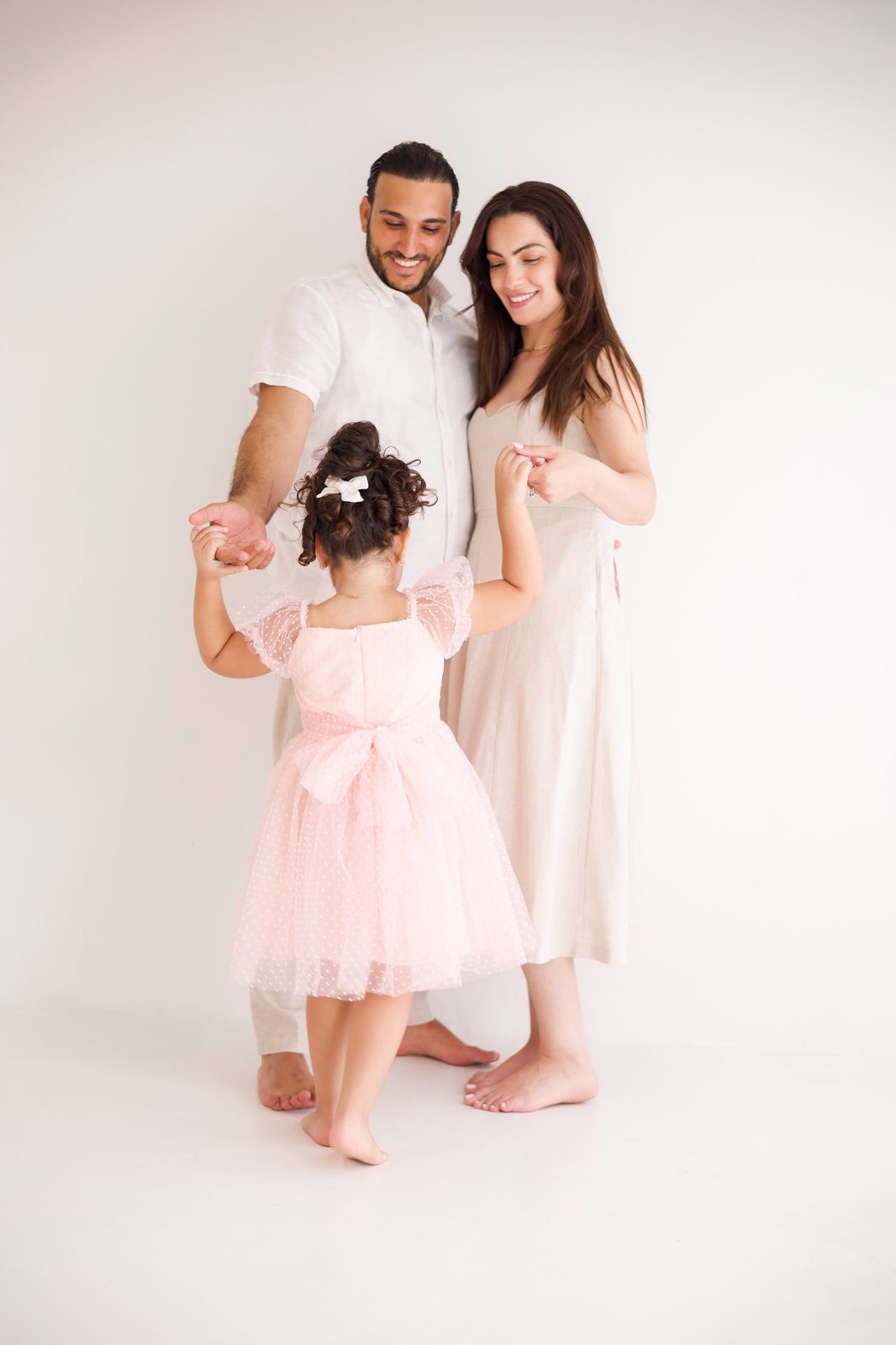 Family portrait photographed by Kamar photography