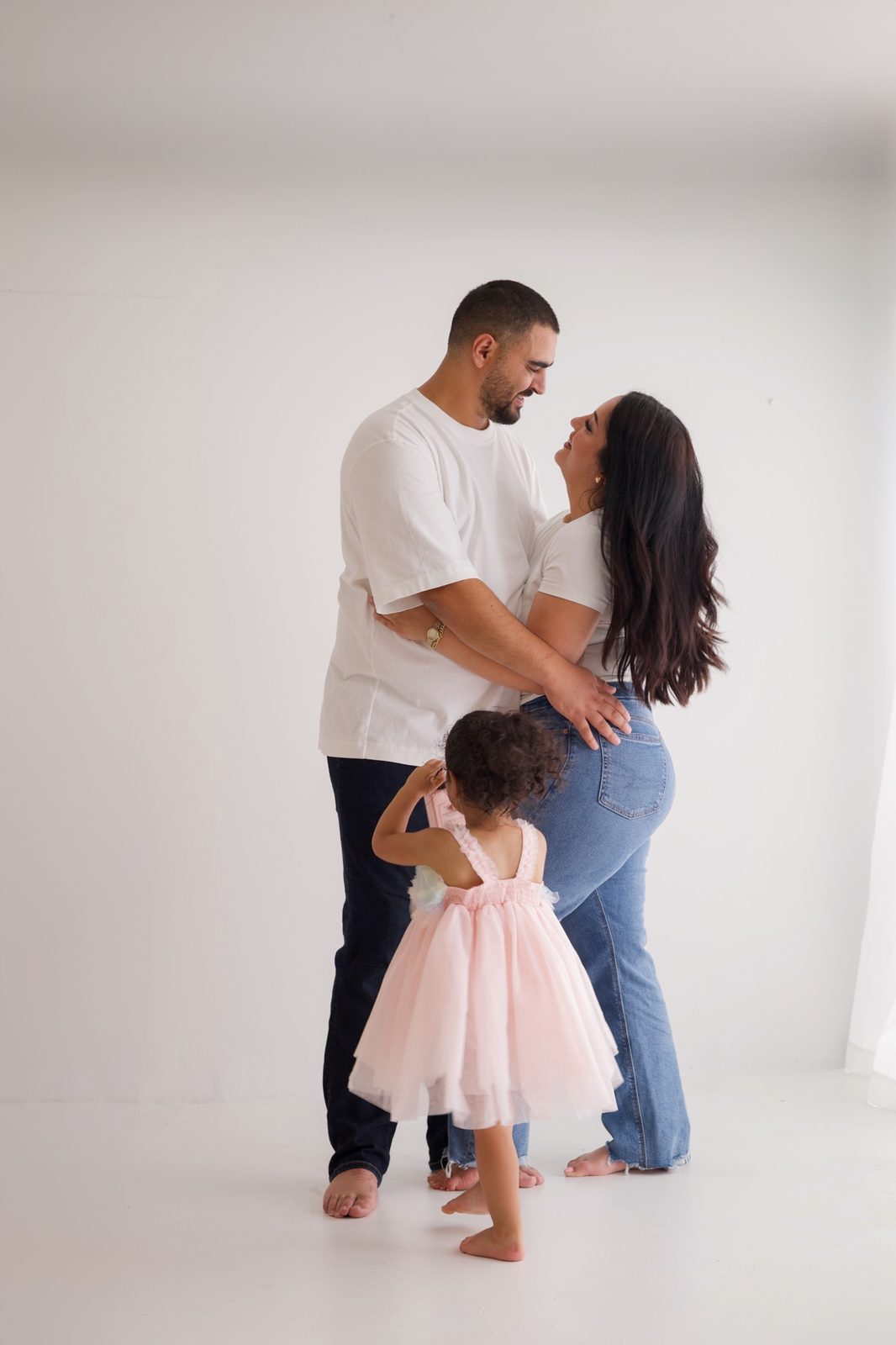 Family portrait photographed by Kamar photography